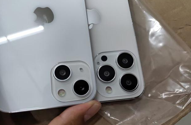 石台苹果手机维修分享iPhone 13‌机模长什么样 